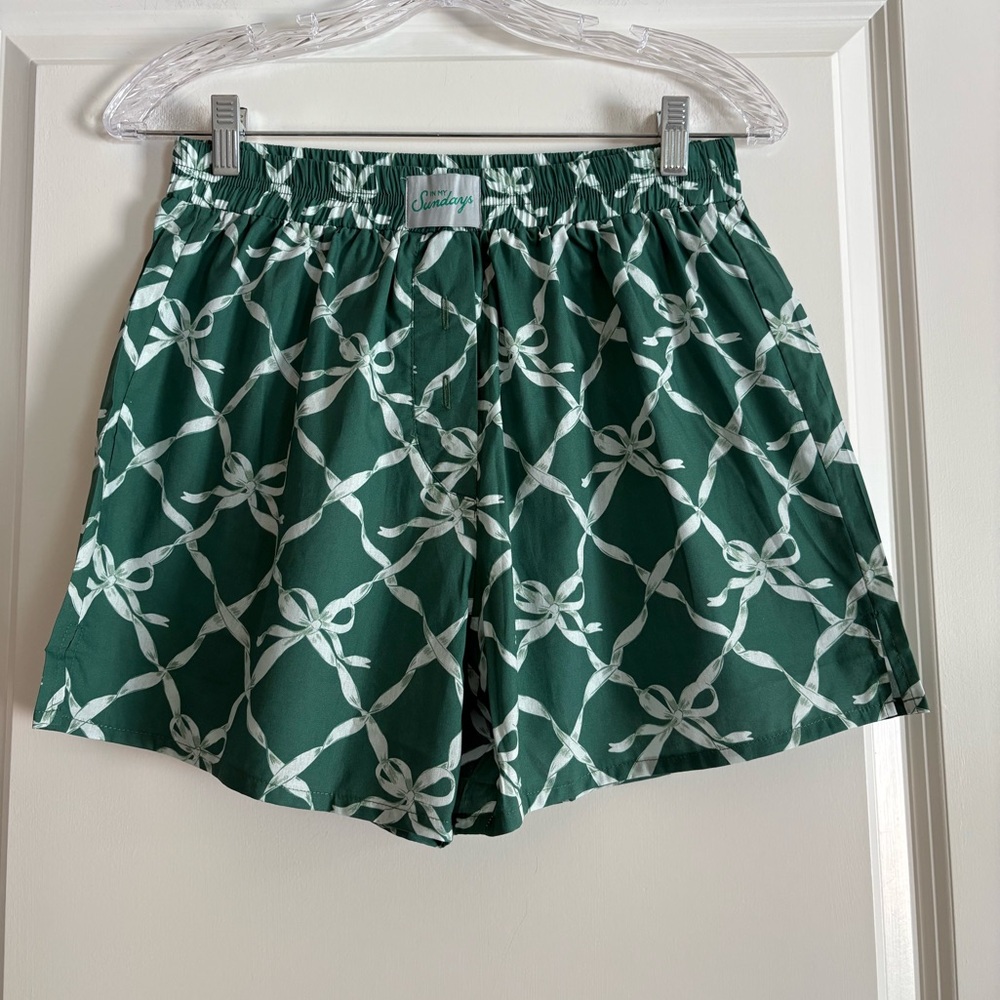 NWT In My Sundays Evergreen Bow Women’s Shorts